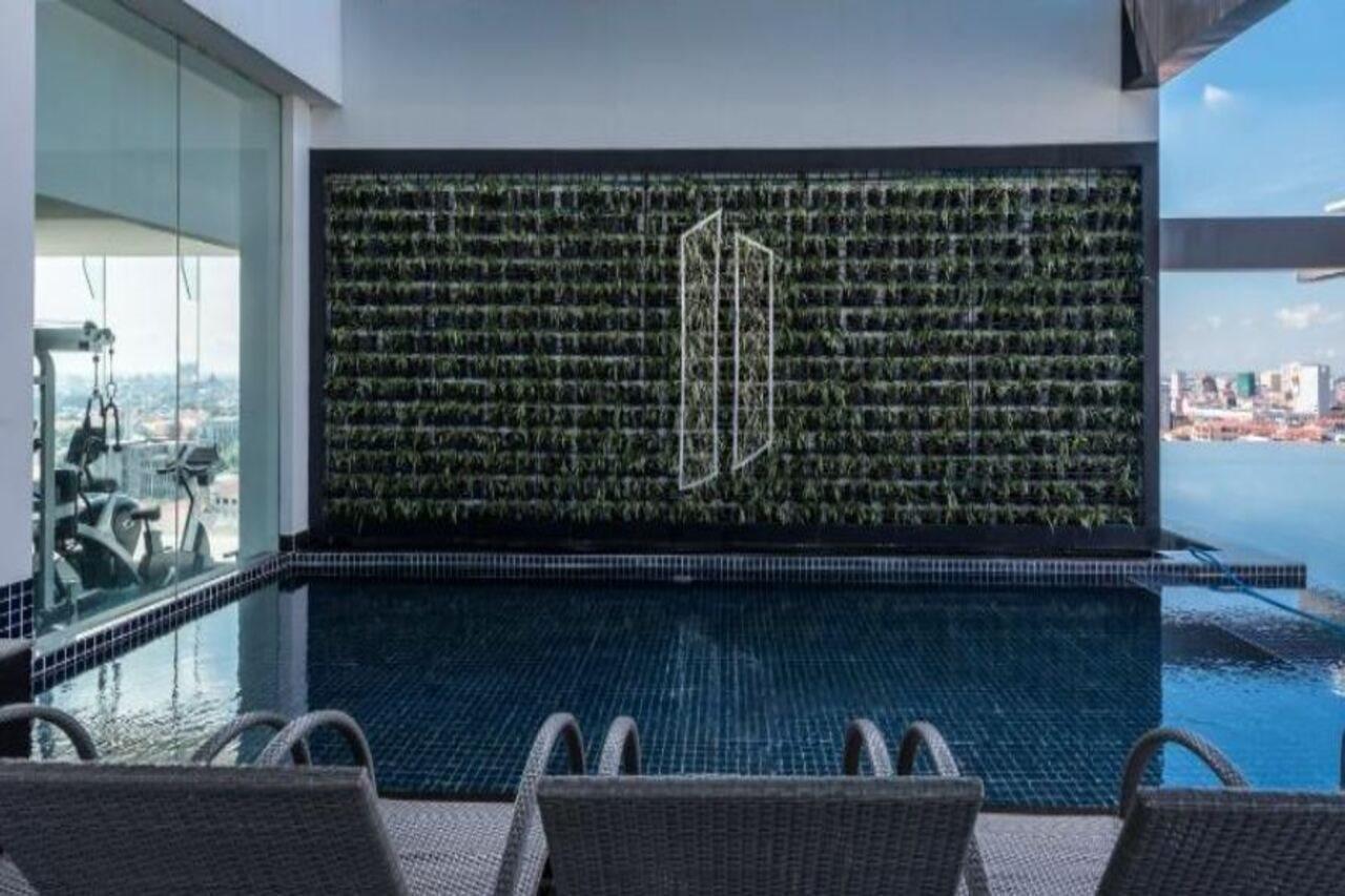 Naki Suites @ Silvertown Phnom Pen Exterior foto