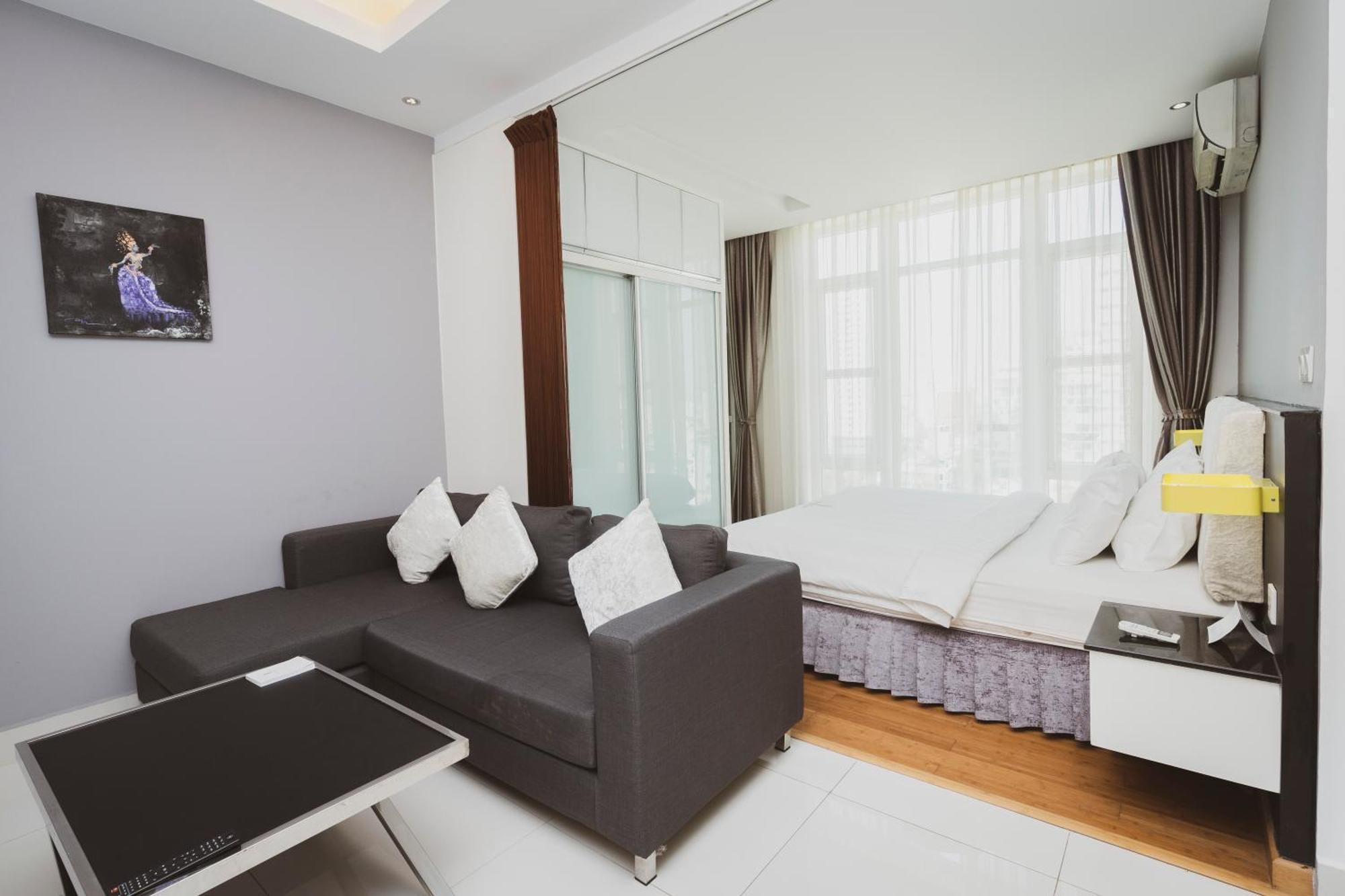 Naki Suites @ Silvertown Phnom Pen Exterior foto