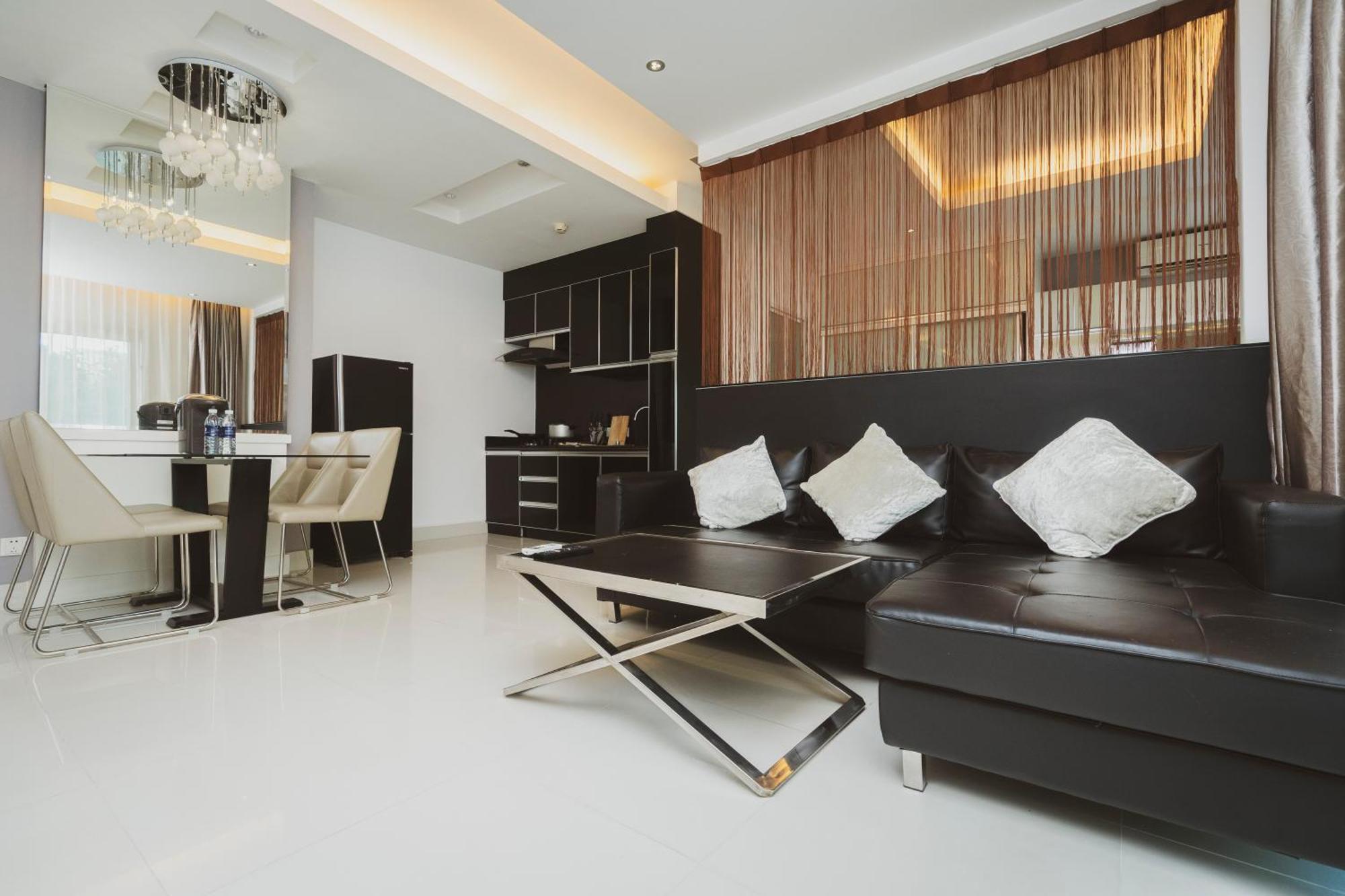 Naki Suites @ Silvertown Phnom Pen Exterior foto