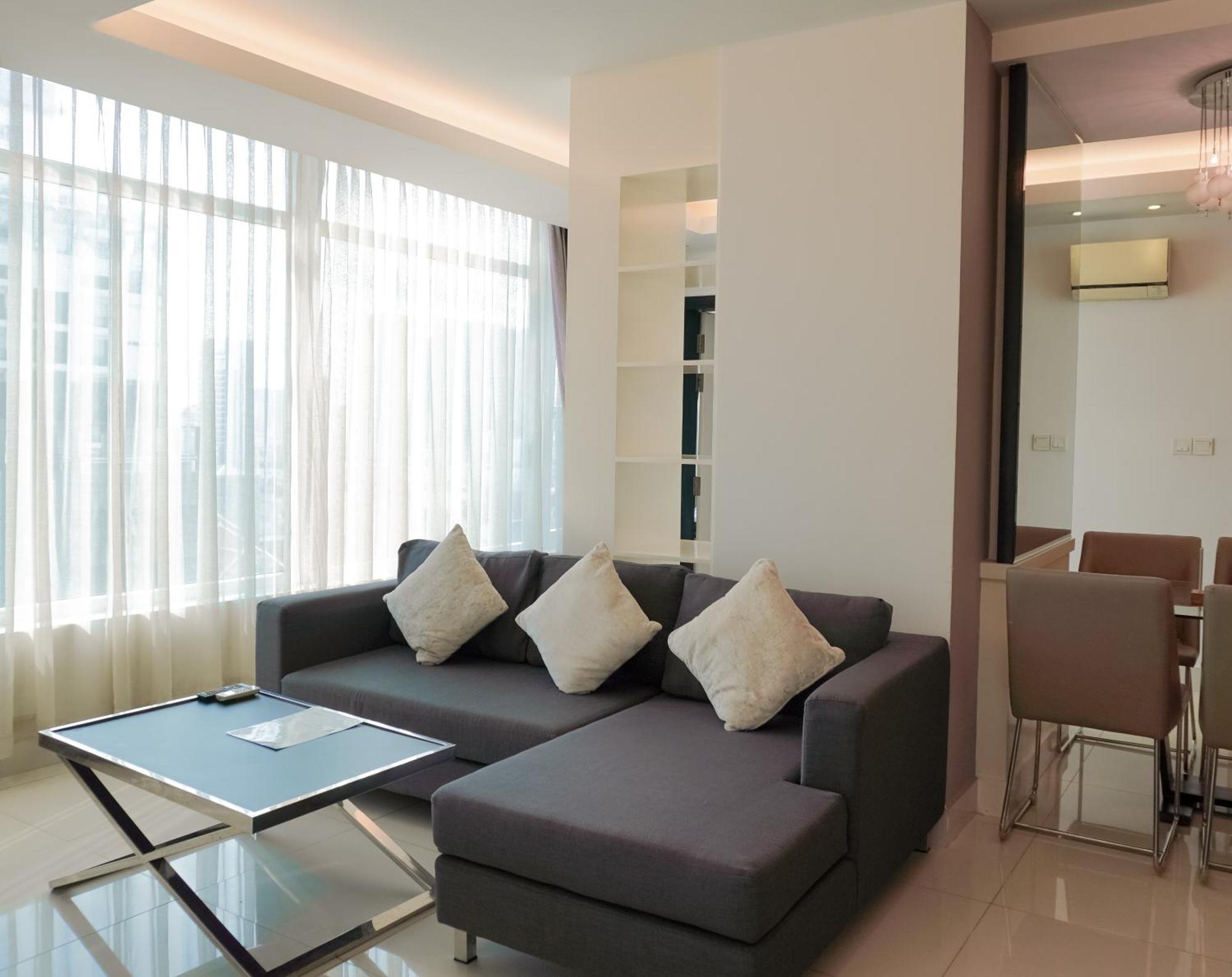 Naki Suites @ Silvertown Phnom Pen Exterior foto